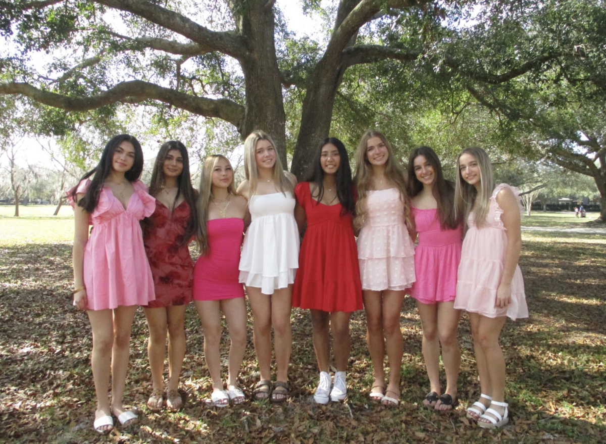 An image from a galentines featuring Isabella Gallego (left), Baani Dhamija, Grace Ngo, Natalie Sieger, Caris Li-Ravinder, Julia Pando, Mia Salazar, and Isabella Roberts (Right). 